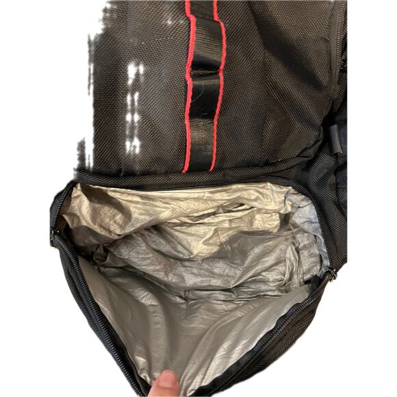 Yorepek Computer and Charging Backpack - Picture 3 of 6